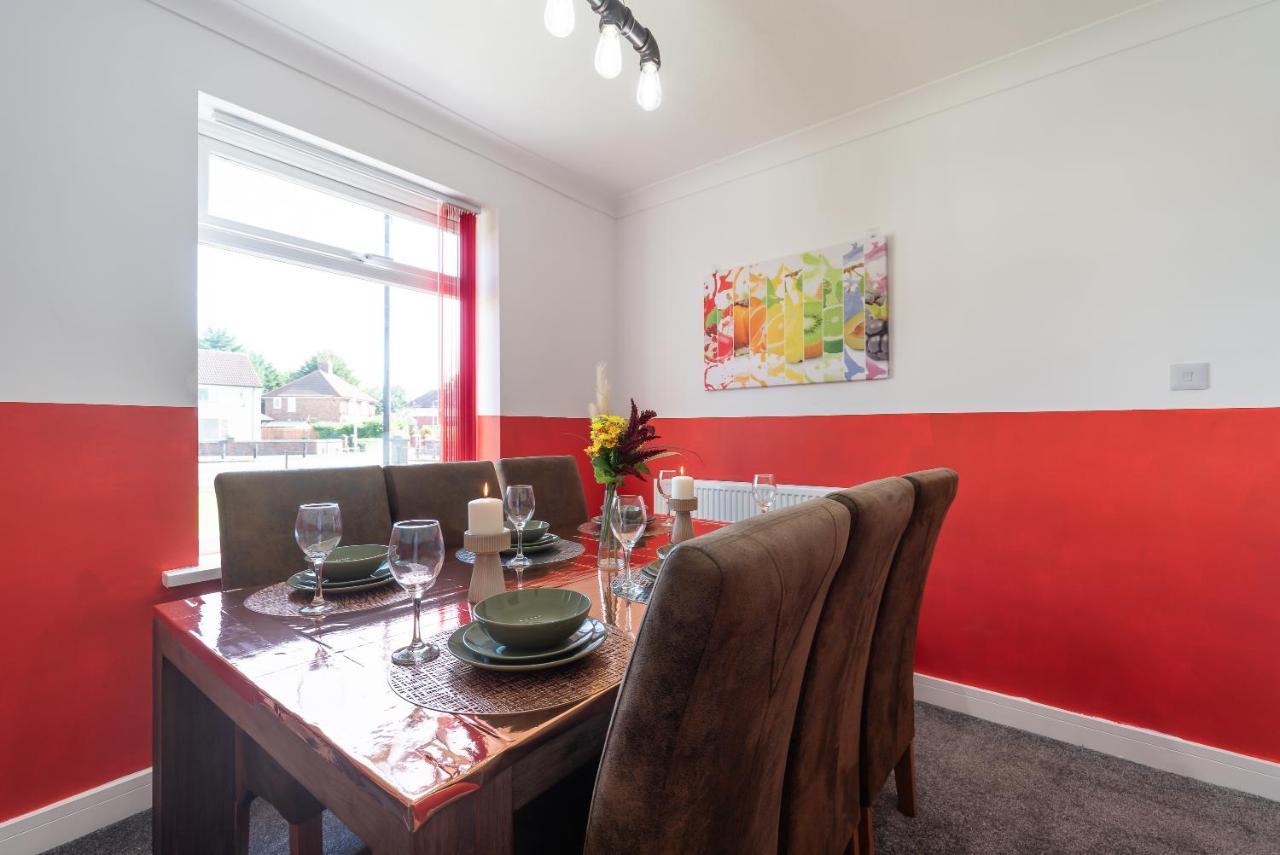 Aseda 4 Bedroom Private Parking, Game Zone -Pool Table, Garden Home Kingston upon Hull Exterior foto