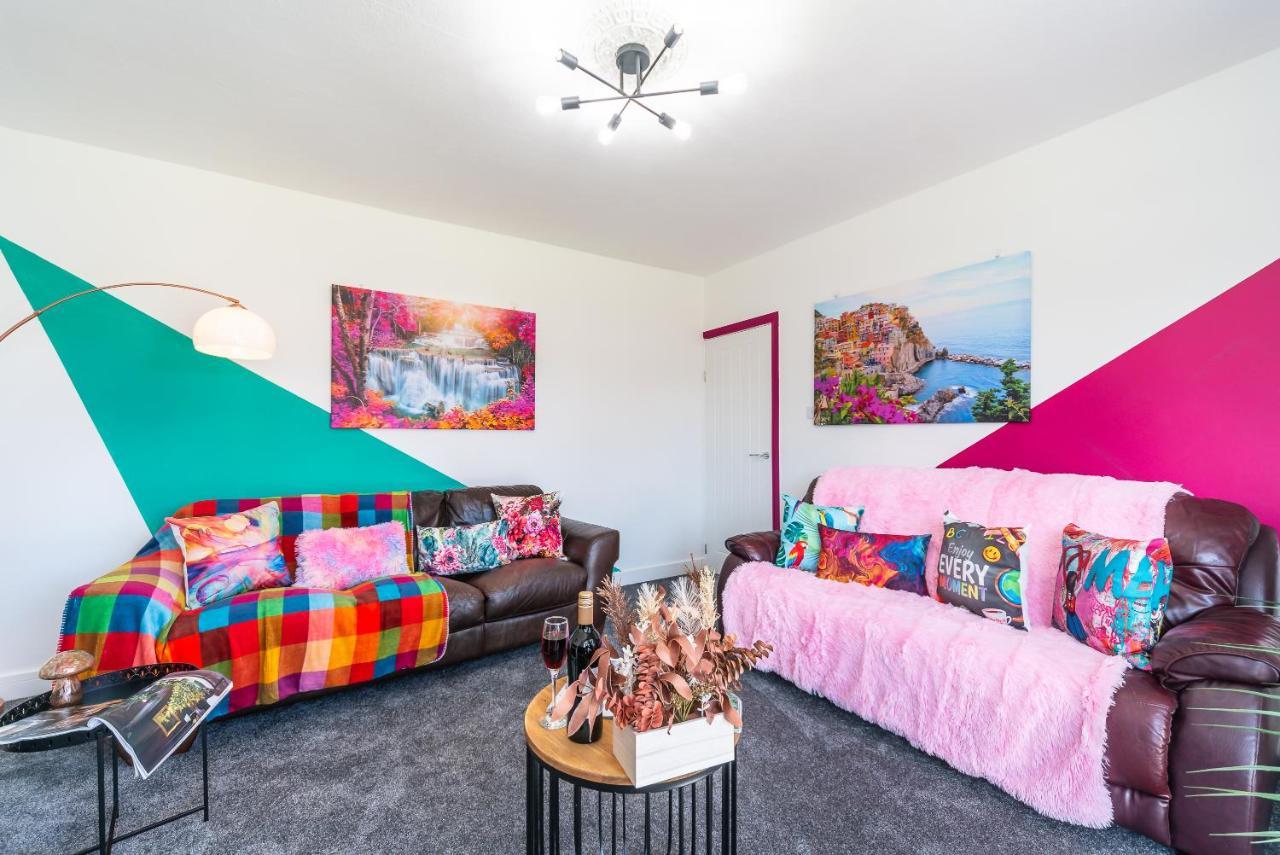 Aseda 4 Bedroom Private Parking, Game Zone -Pool Table, Garden Home Kingston upon Hull Exterior foto